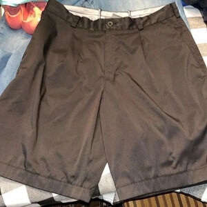 Nike golf tour performance dry fit shorts, black size 32, medium